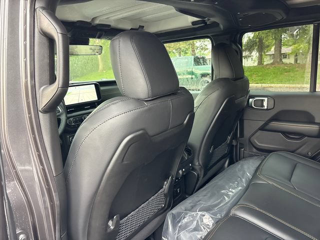 New 2027 Jeep Wrangler Unlimited Sahara AWD/4WD image 11