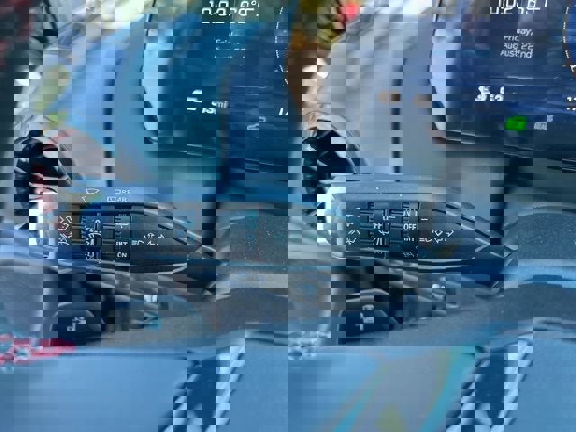 New 2025 Chevrolet Equinox EV RS w/ Convenience Package II image 18