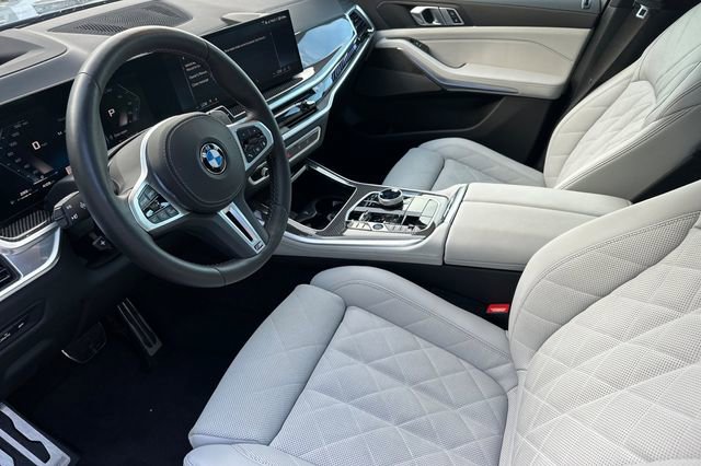 Used 2026 BMW X5 M60i image 9