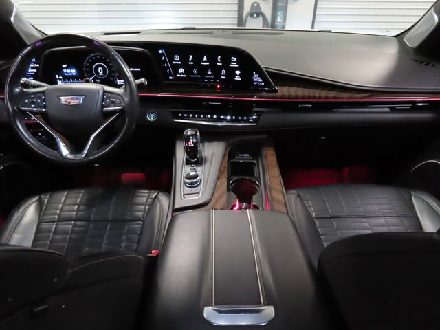 Used 2022 Cadillac Escalade Premium Luxury Platinum AWD/4WD image 25