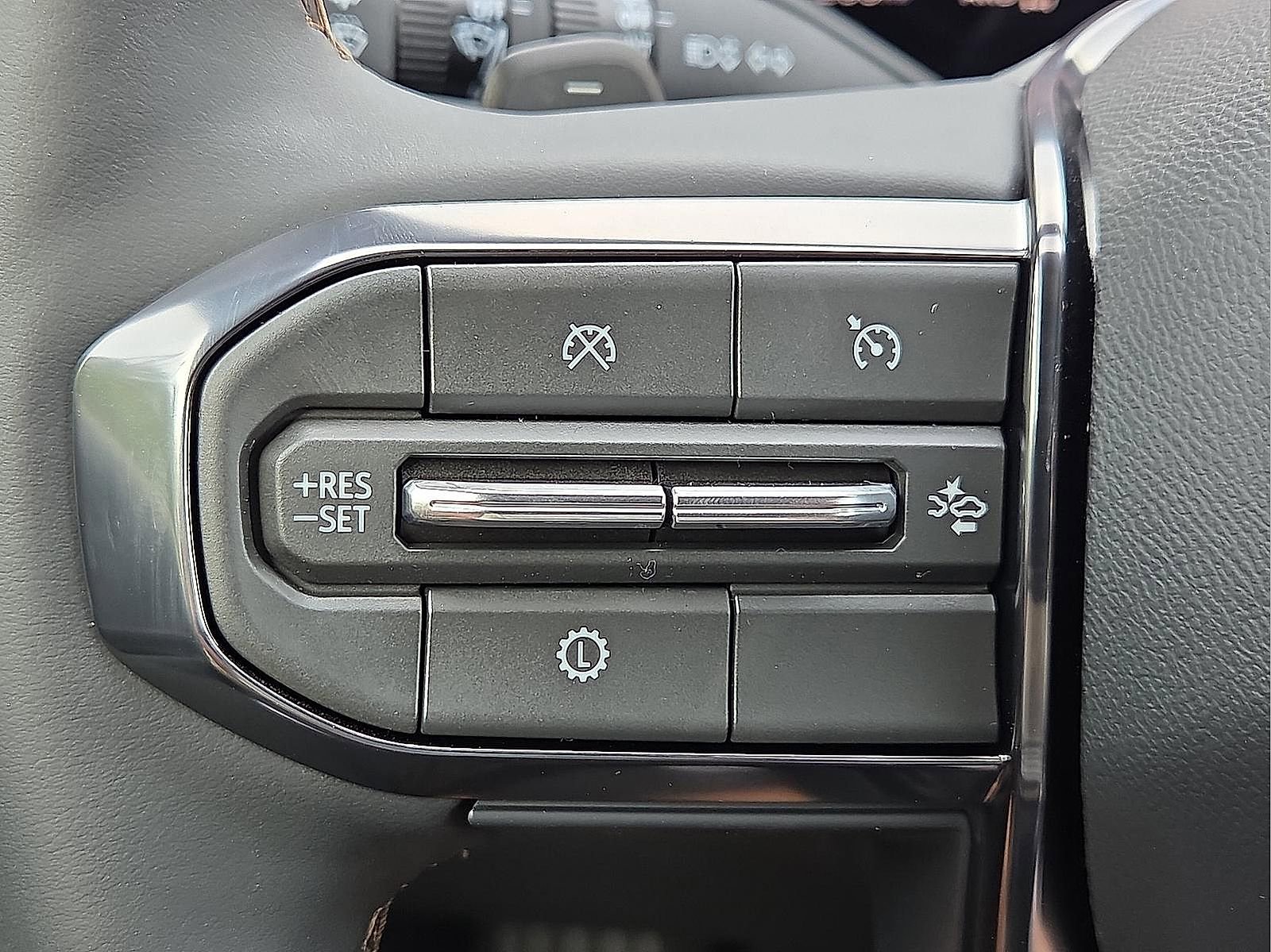 New 2026 GMC Terrain AT4 w/ Technology Package II image 21