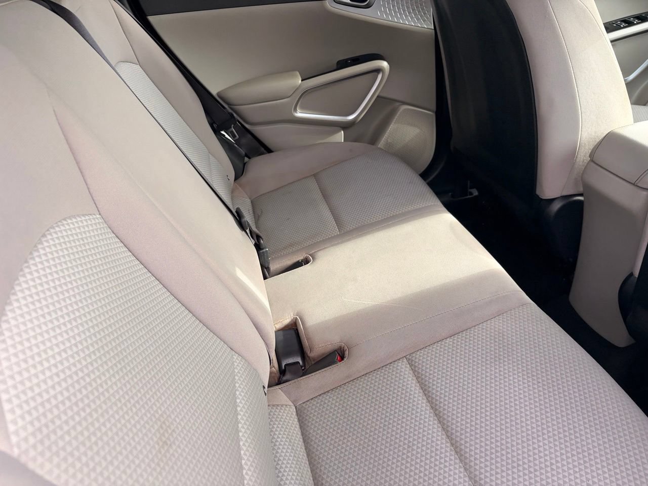 Used 2023 Kia Soul LX w/ LX Technology Package FWD image 15
