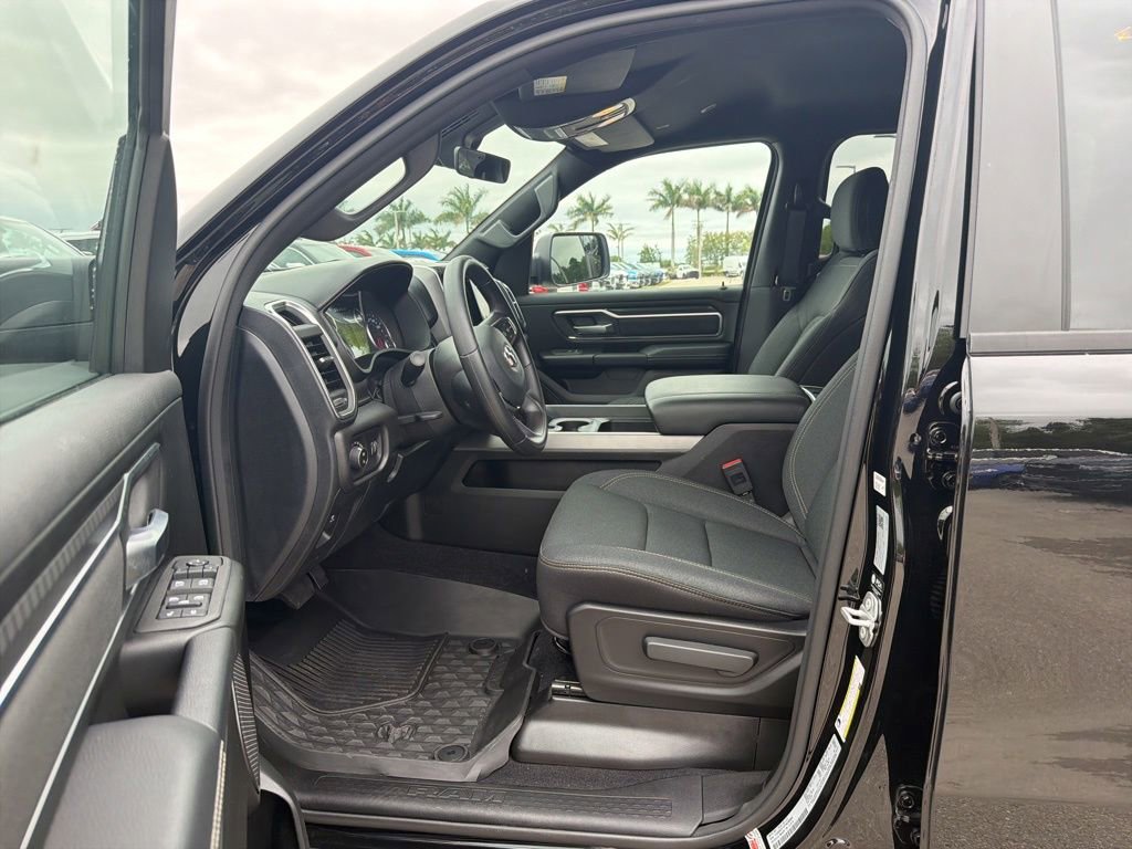 Used 2026 RAM 1500 Big Horn AWD/4WD image 5