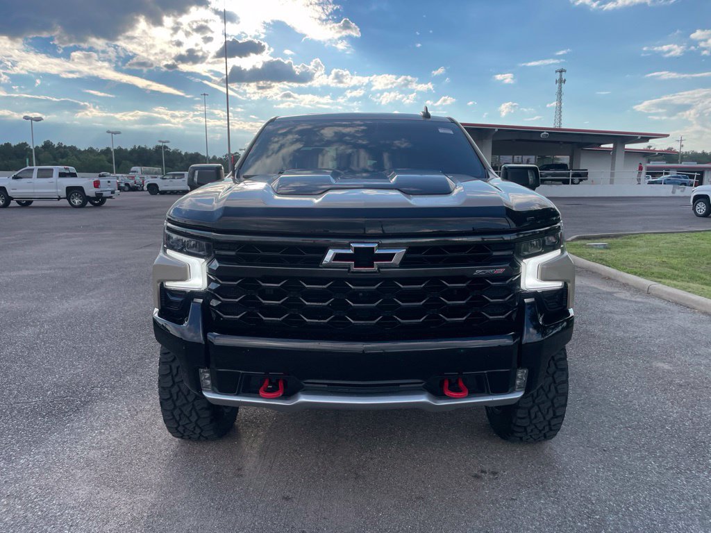 Used 2022 Chevrolet Silverado 1500 ZR2 AWD/4WD image 2