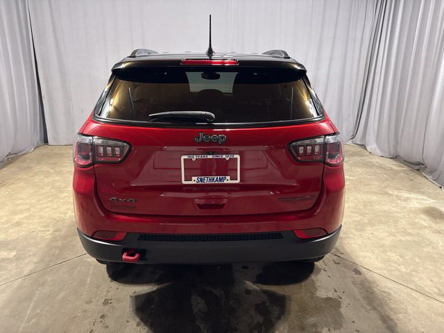Used 2023 Jeep Compass Trailhawk w/ Trailhawk Convenience Group AWD/4WD image 29