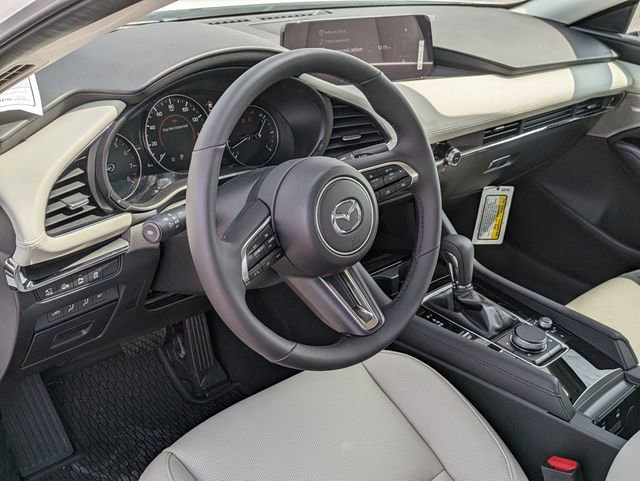 New 2025 MAZDA MAZDA3 2.5 Turbo Sedan w/Premium Plus image 13