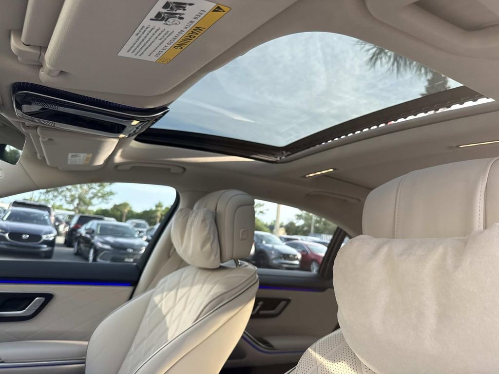 Used 2024 Mercedes-Benz S 580 4MATIC Sedan image 31