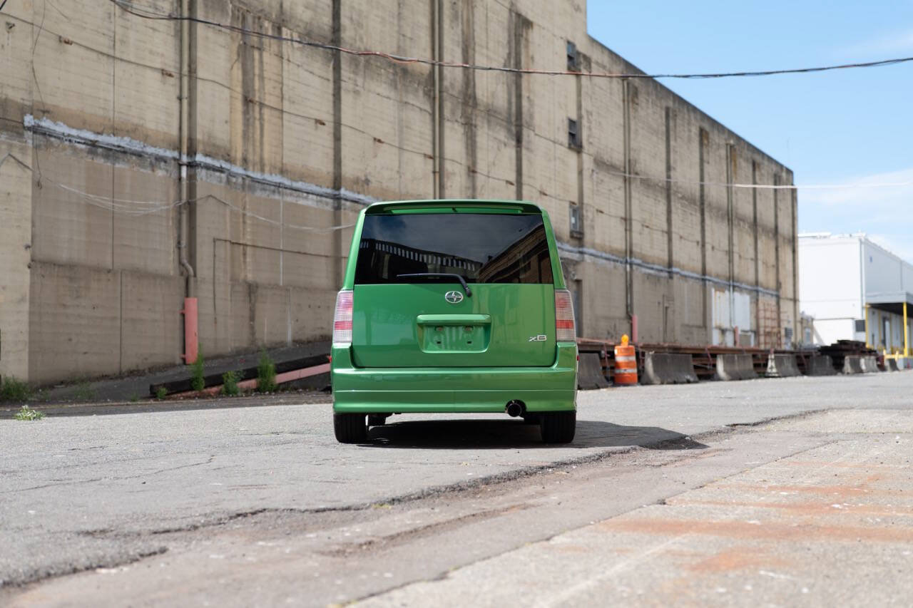 Used 2006 Scion xB FWD image 17