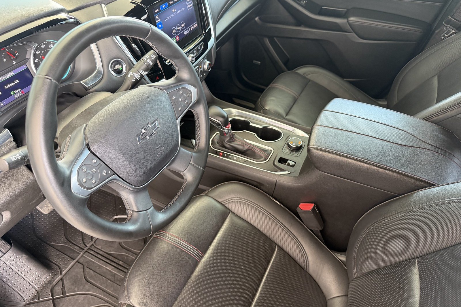 Used 2023 Chevrolet Traverse RS w/ LPO, Floor Liner Package AWD/4WD image 10