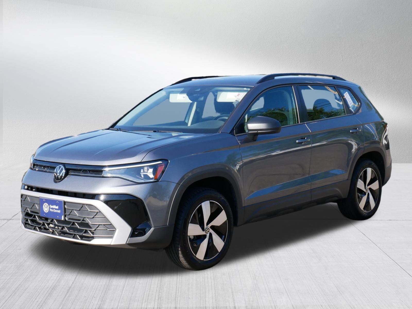 Used 2025 Volkswagen Taos S AWD/4WD image 3