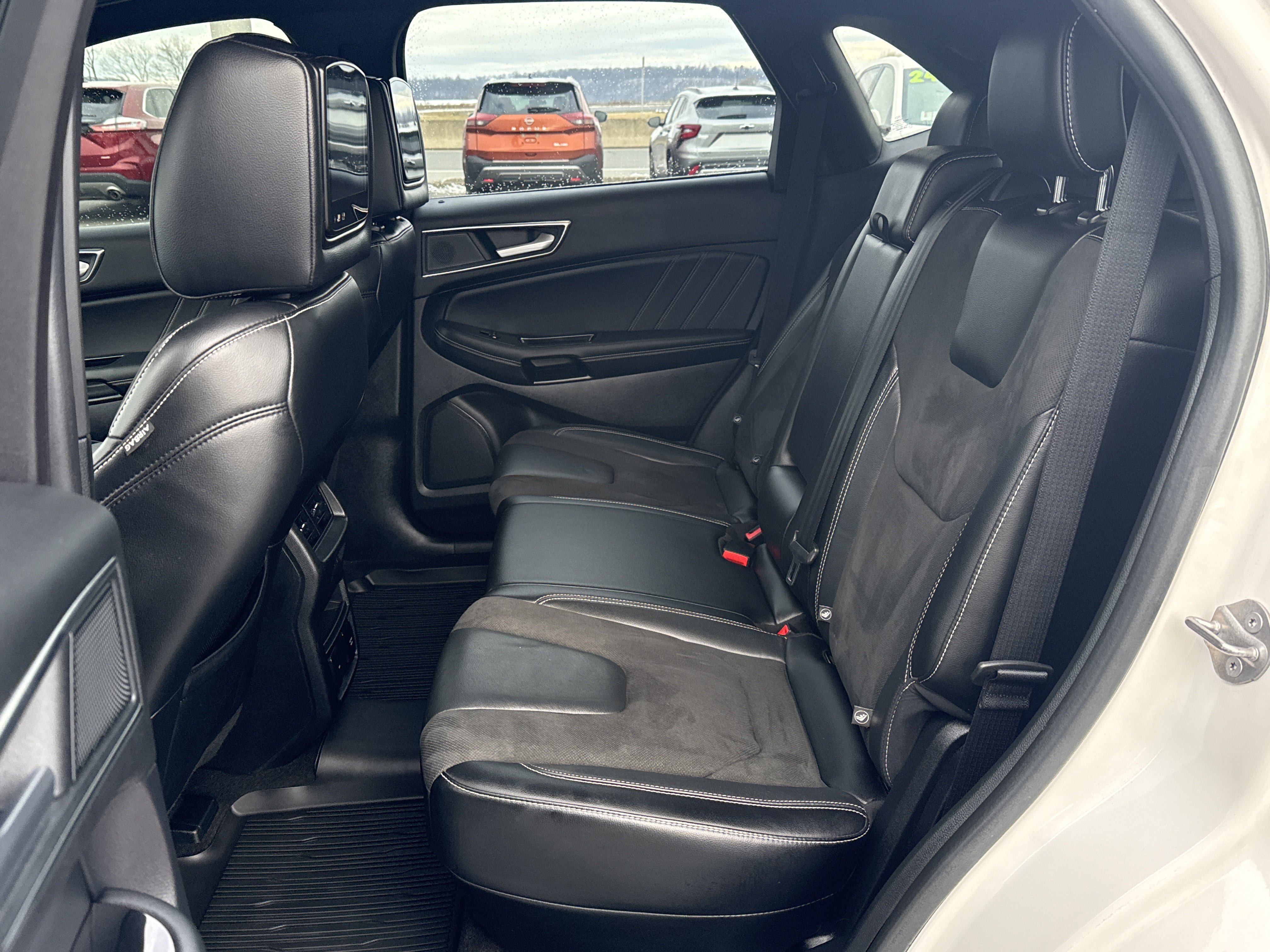 Used 2019 Ford Edge ST w/ Equipment Group 401A image 23
