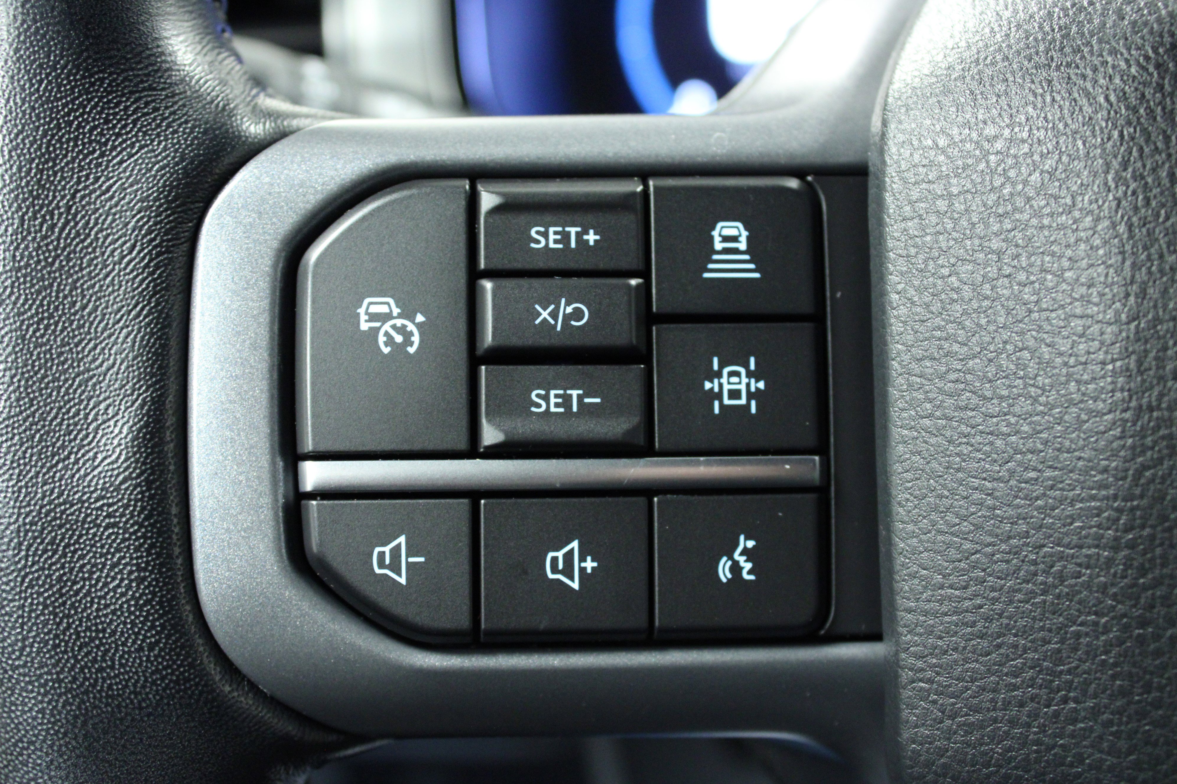 Used 2023 Ford F150 Lariat AWD/4WD image 21