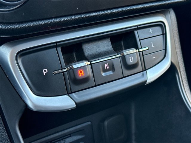 Used 2024 GMC Terrain SLE w/ Driver Convenience Package image 27