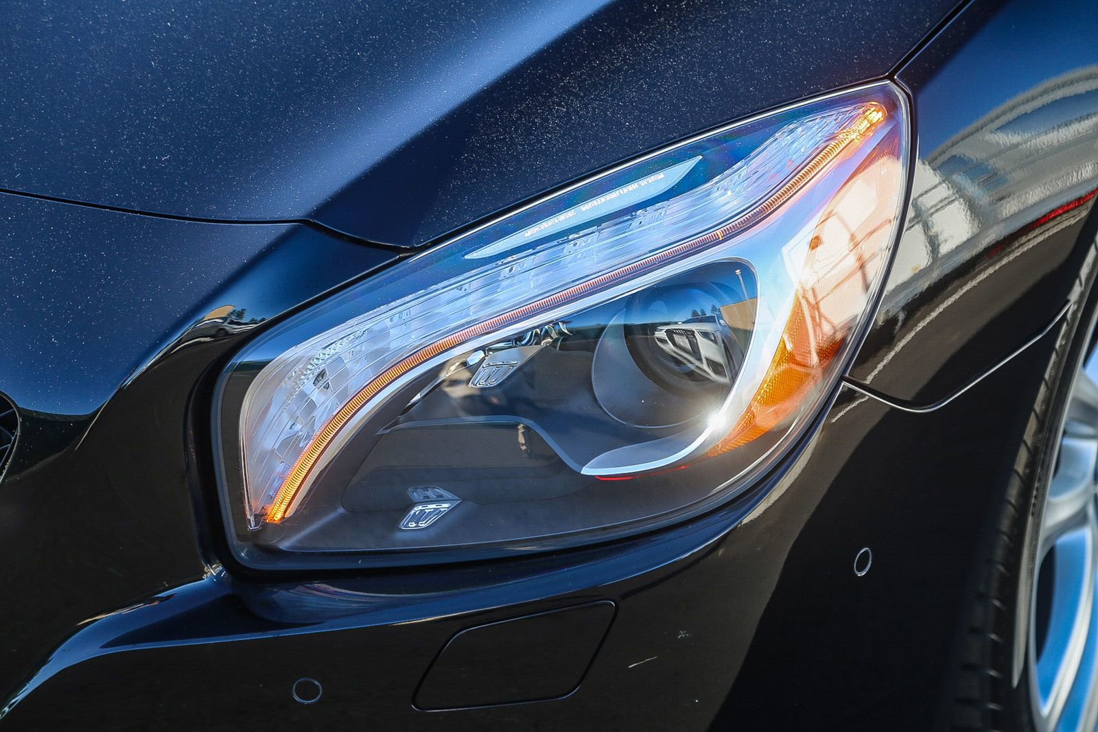 Used 2013 Mercedes-Benz SL 550 image 7