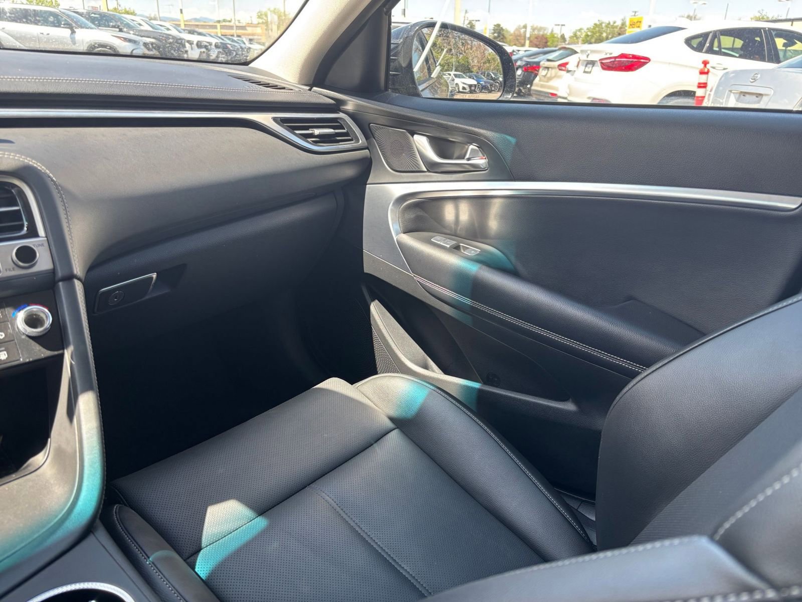 Used 2025 Genesis G70 2.5T AWD/4WD image 34