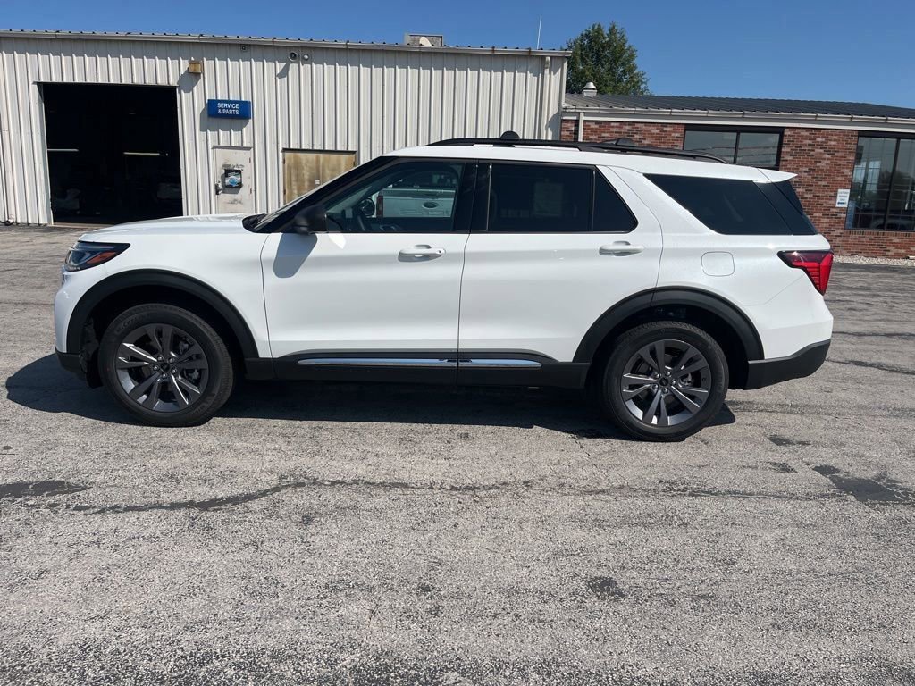 New 2025 Ford Explorer Active w/ Active Comfort Package image 6