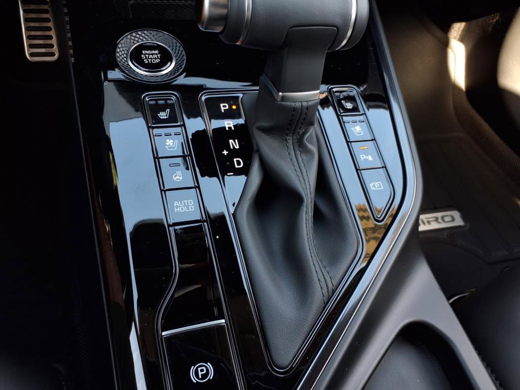 New 2025 Kia Niro SX Touring image 20