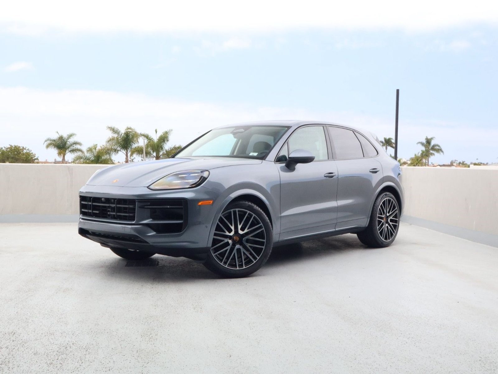 New 2026 Porsche Cayenne AWD/4WD video 1