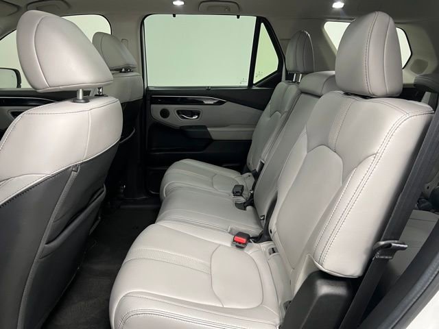 Used 2025 Honda Pilot Touring image 40