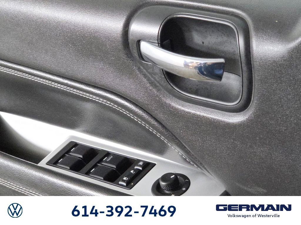 Used 2015 Jeep Compass Latitude image 28