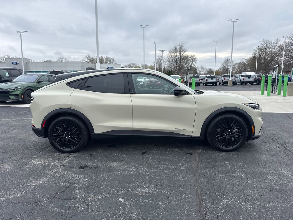 Used 2025 Ford Mustang Mach-E Select w/ Comfort Package Lite AWD/4WD image 6