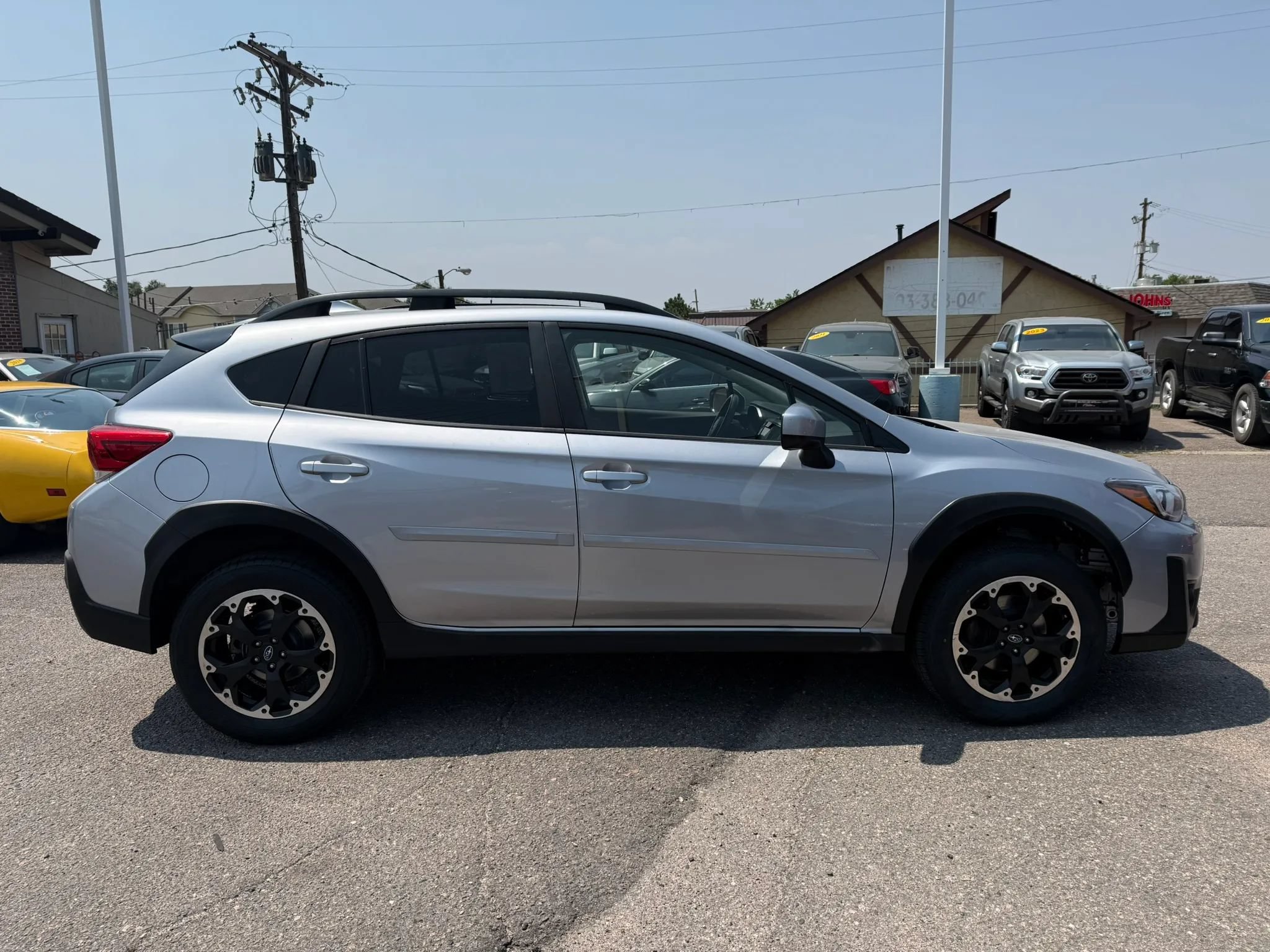 Used 2023 Subaru Crosstrek 2.0i Premium AWD/4WD image 9