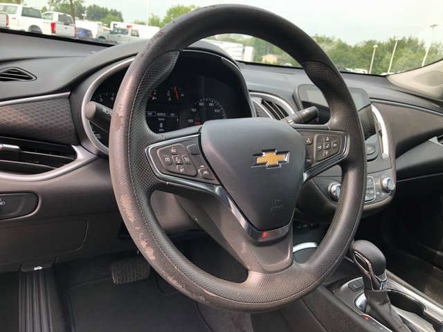 Used 2024 Chevrolet Malibu LT image 5