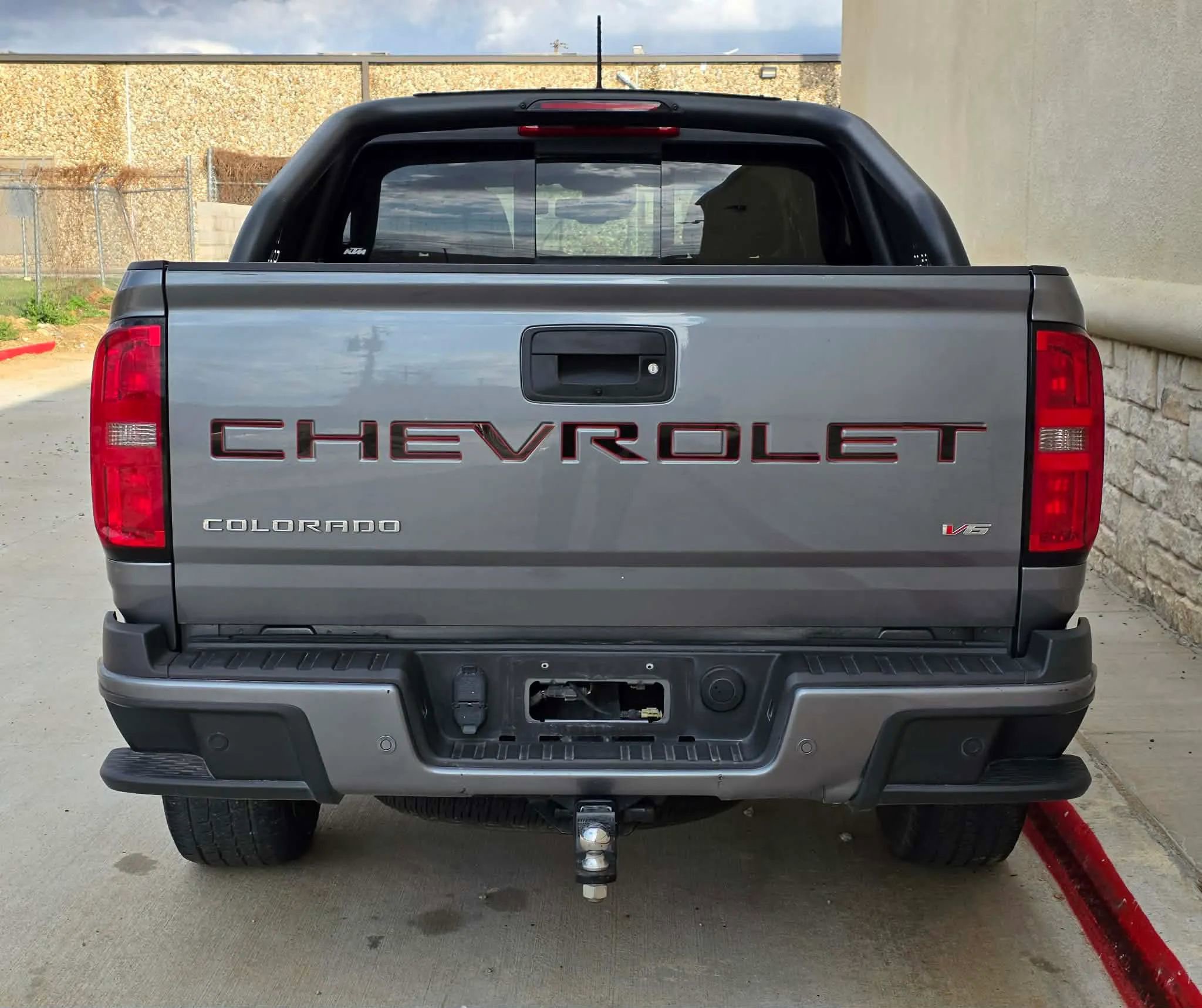 Used 2021 Chevrolet Colorado LT w/ Safety Package image 12