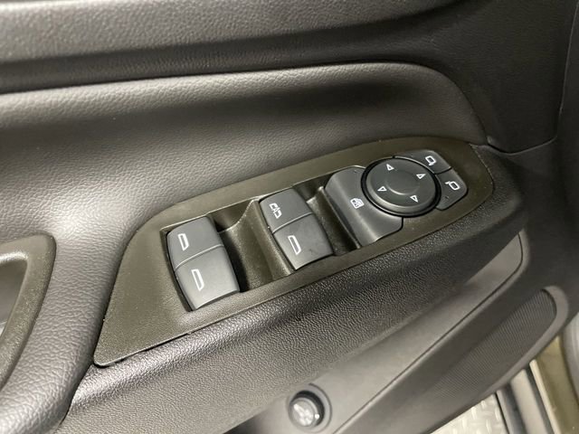 Used 2023 Chevrolet Equinox LT image 13