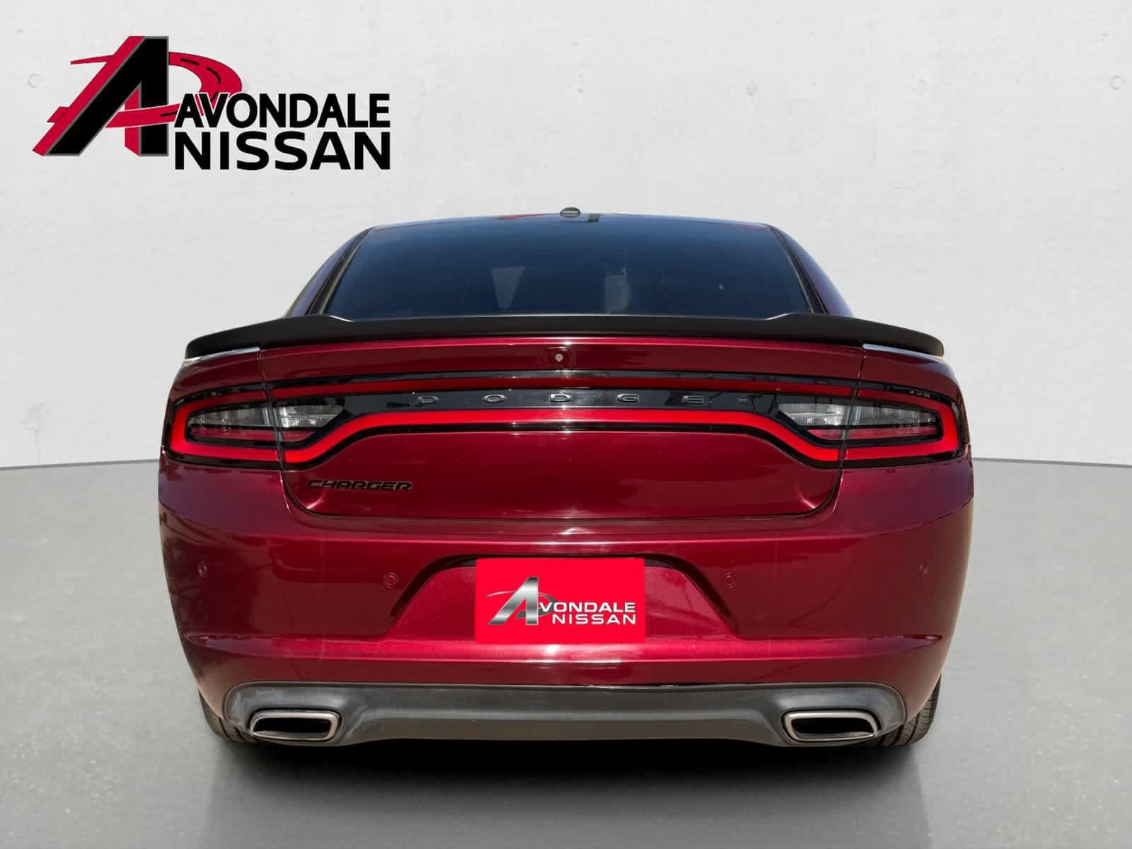 Used 2021 Dodge Charger SXT w/ Blacktop Package RWD image 5