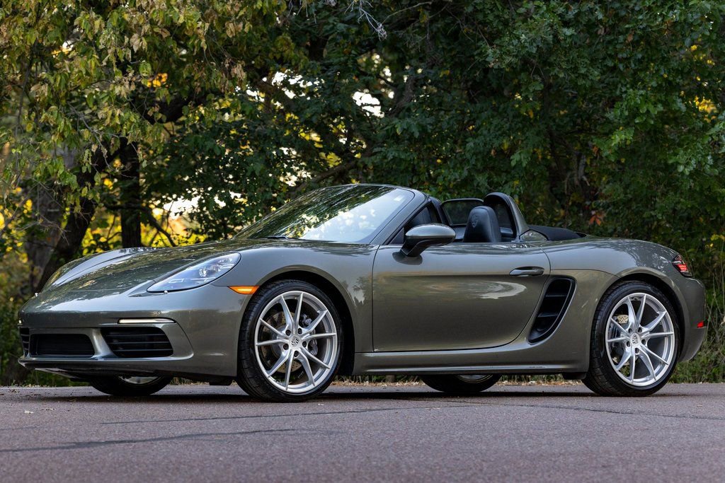 Used 2021 Porsche 718 Boxster Base w/ Premium Package image 7