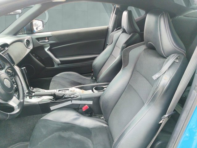 Used 2020 Toyota 86 RWD image 7
