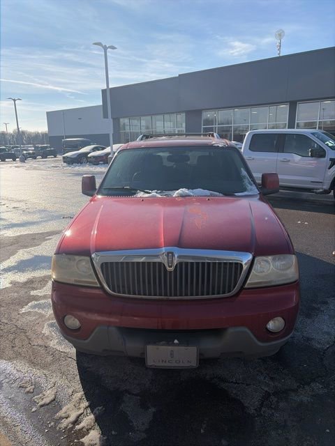 Used 2004 Lincoln Aviator AWD image 3