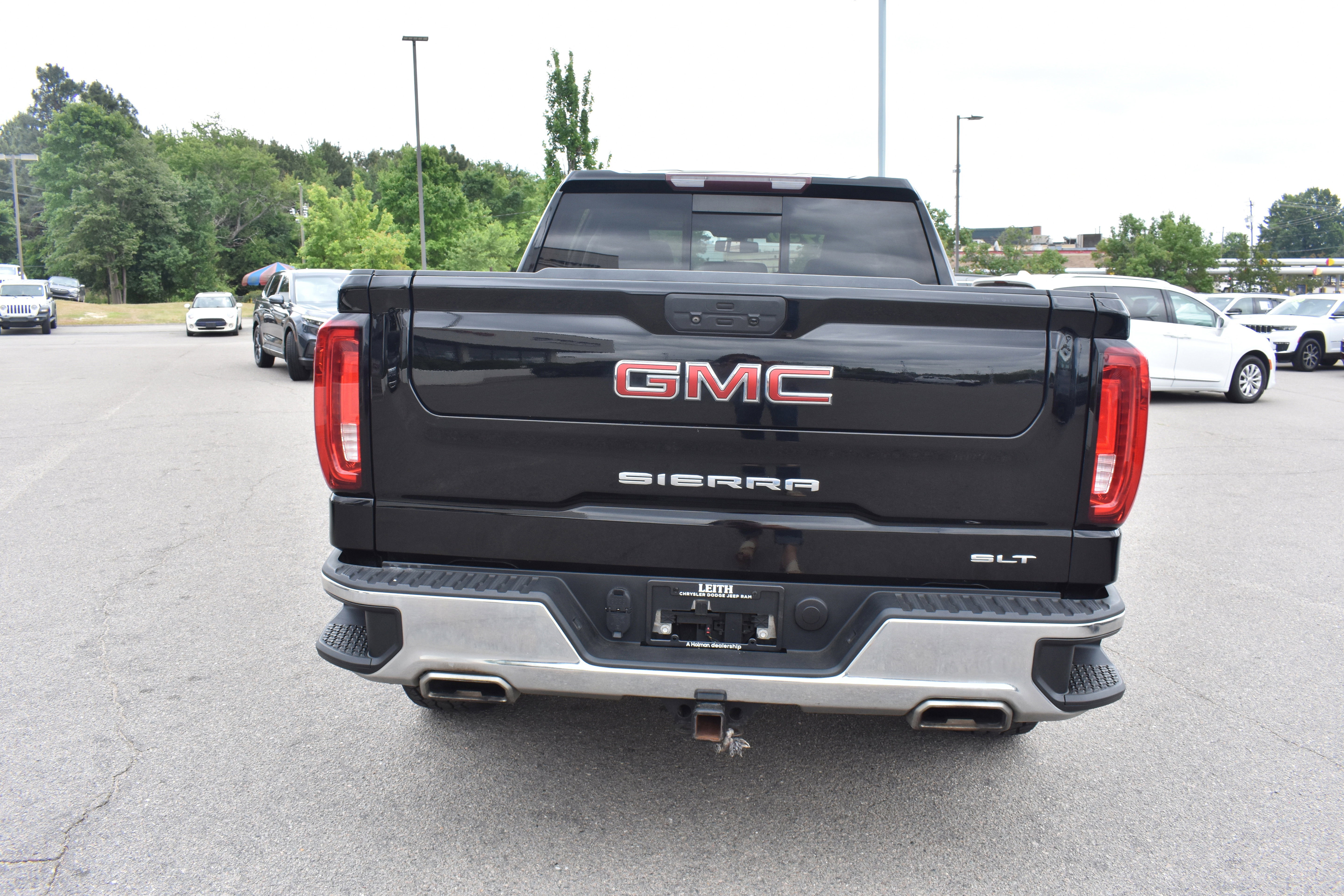Used 2020 GMC Sierra 1500 SLT w/ SLT Premium Package AWD/4WD image 8