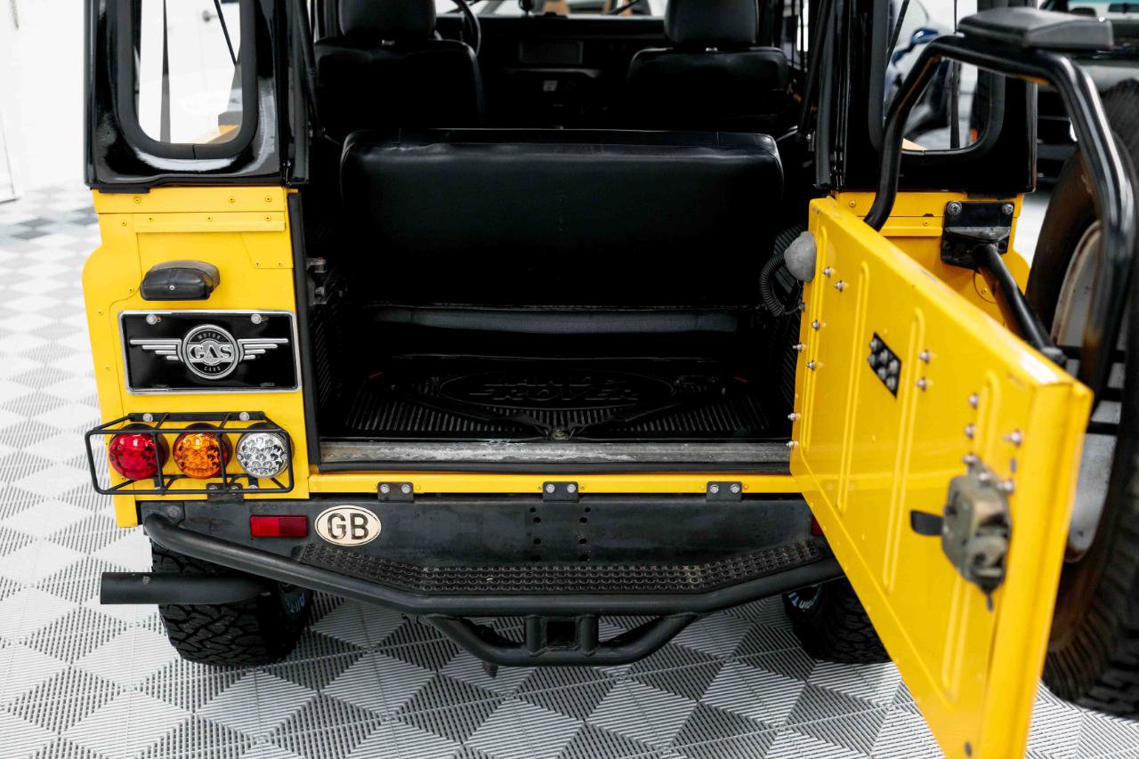 Used 1997 Land Rover Defender 90 AWD/4WD image 79