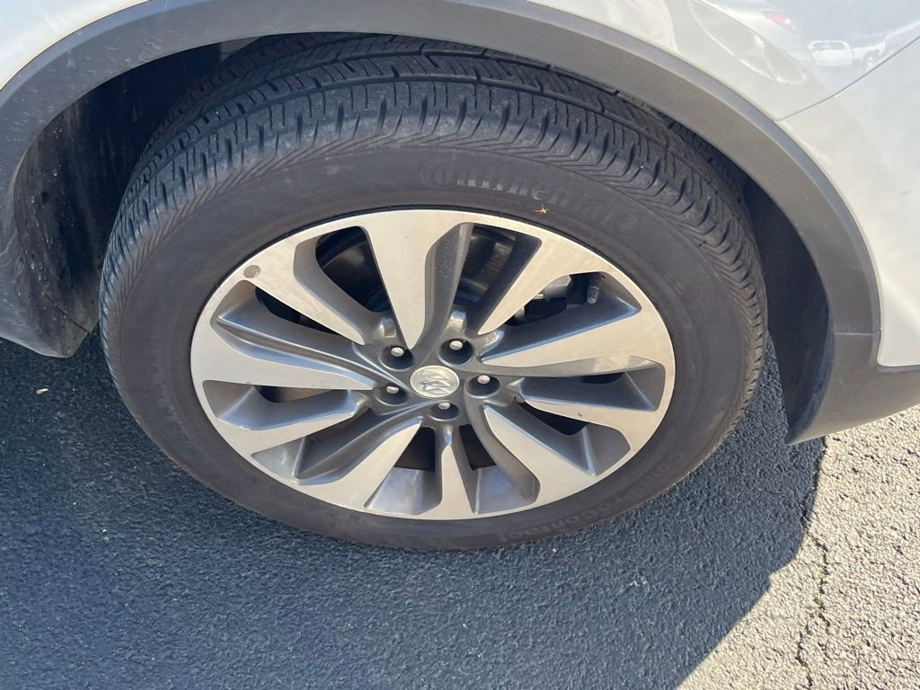 Used 2022 Buick Encore Preferred w/ Safety Package image 4