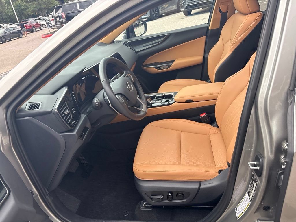 Certified 2026 Lexus NX 350 AWD w/ Accessory Package (Z1) image 17