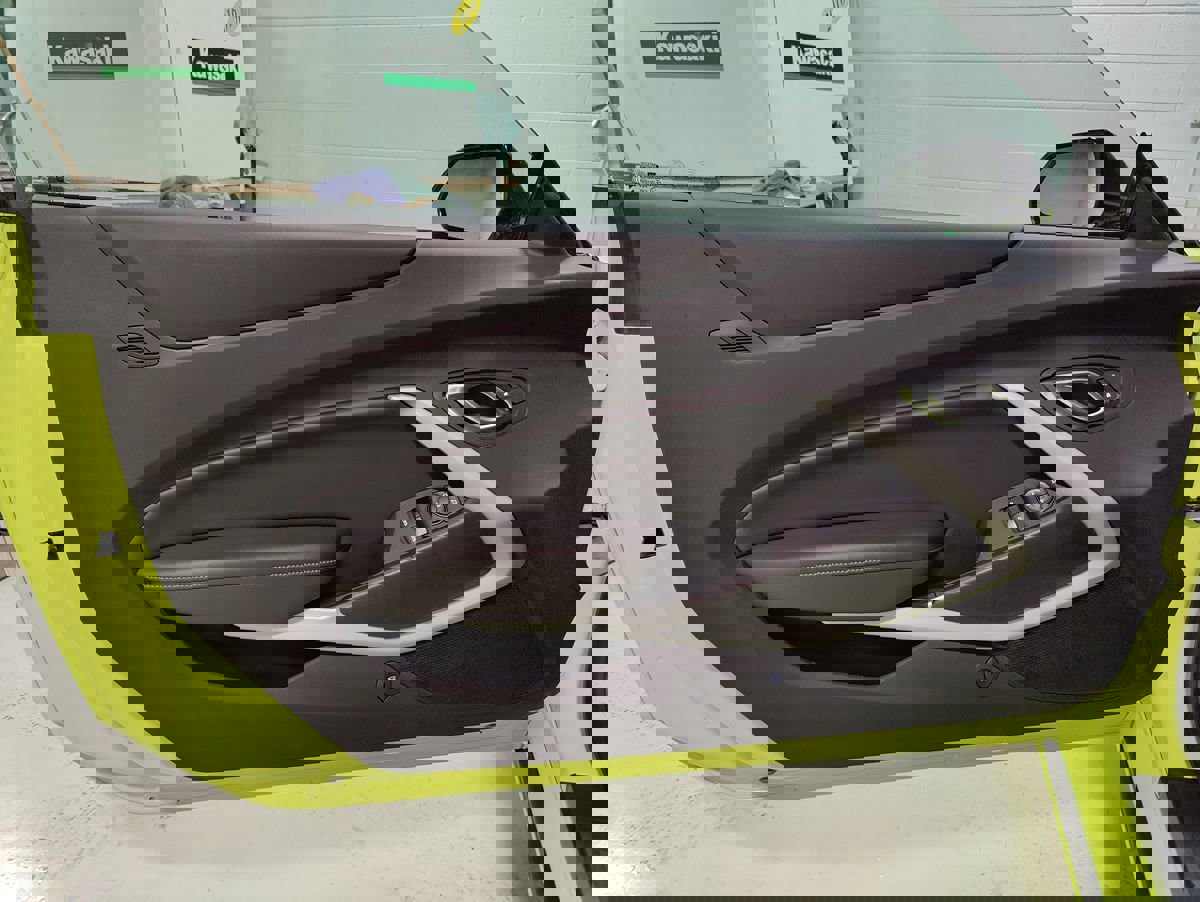 Used 2021 Chevrolet Camaro SS image 17