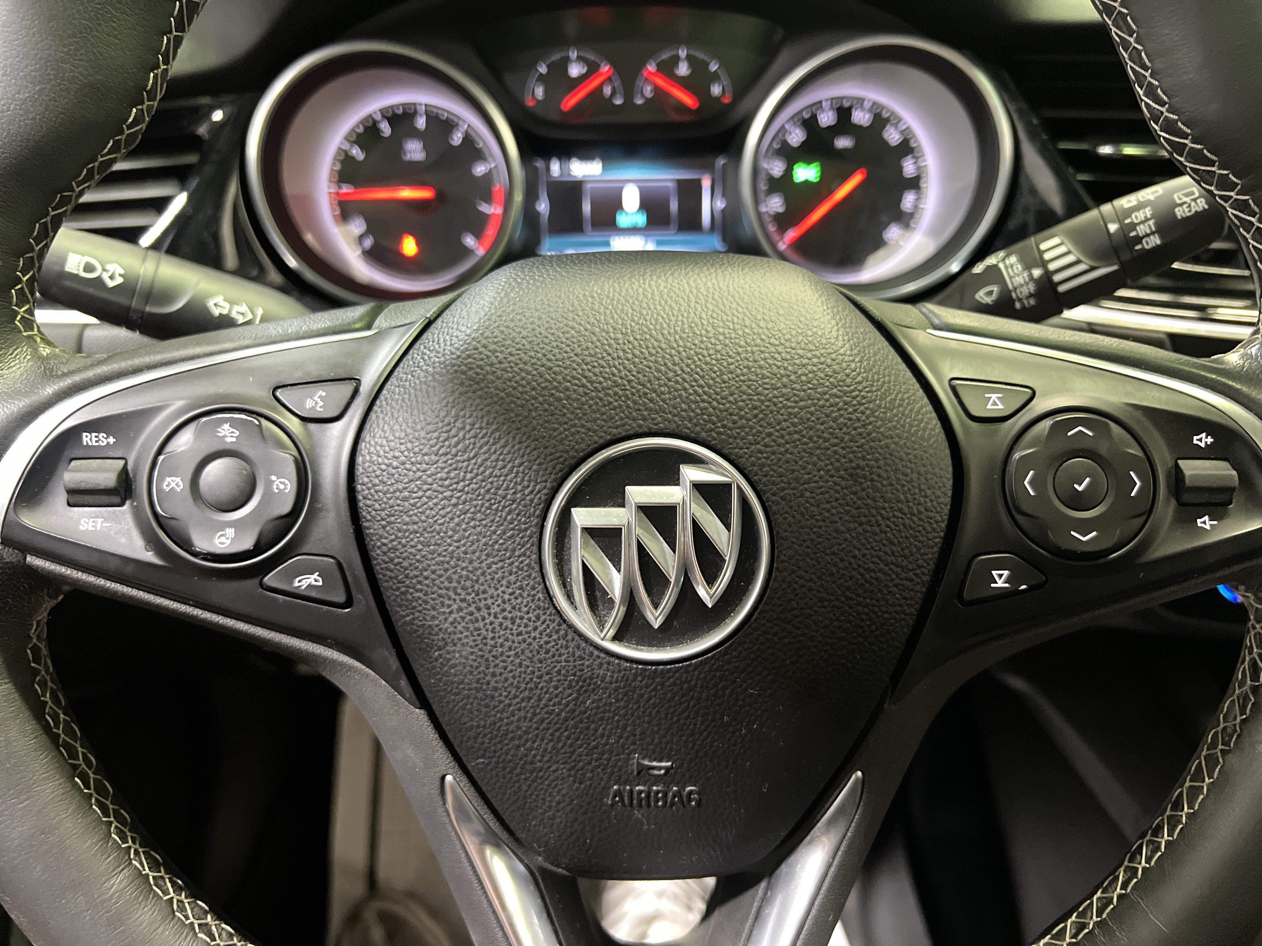 Certified 2018 Buick Regal Essence w/ Driver Confidence Package #1 AWD/4WD image 23