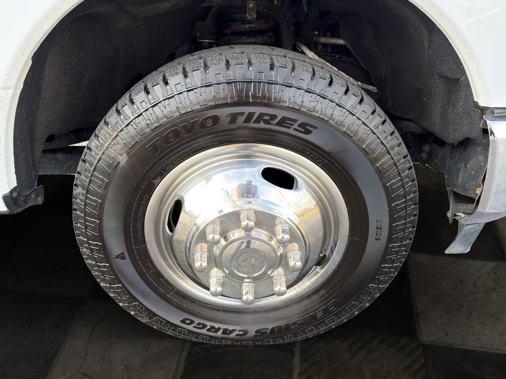 Used 2022 Ford F350 XL w/ STX Appearance Package RWD image 11