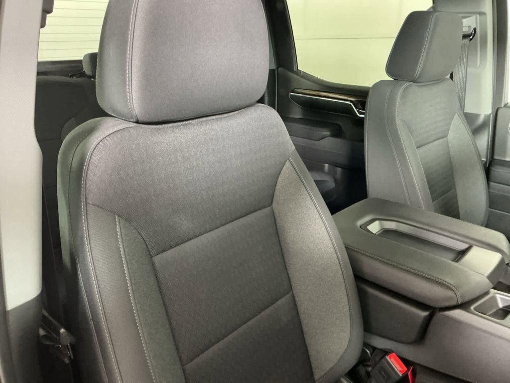 Used 2023 Chevrolet Silverado 1500 RST image 22