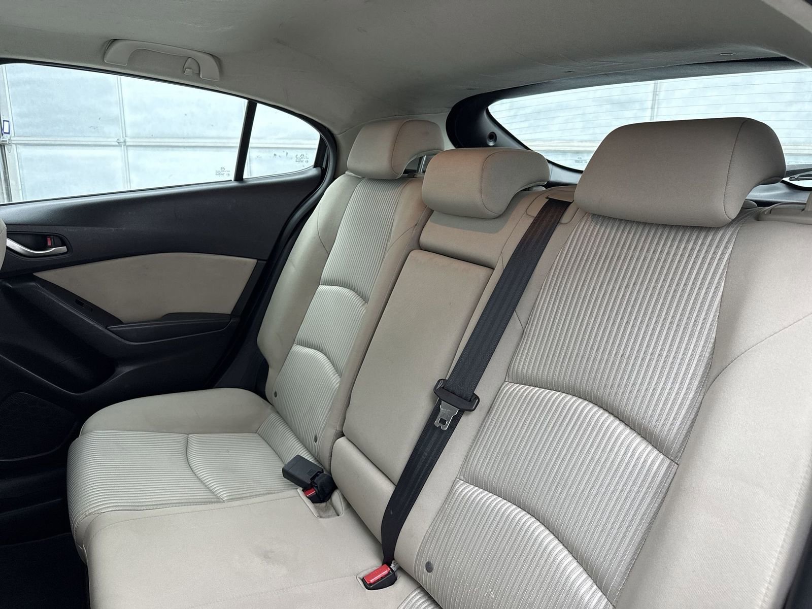 Used 2015 MAZDA MAZDA3 i Touring w/ Technology Package image 27