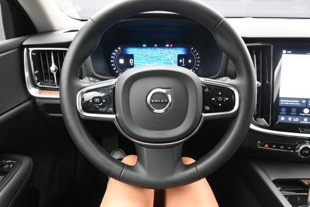 Used 2024 Volvo V60 B5 Cross Country Plus w/ Climate Package AWD/4WD image 23