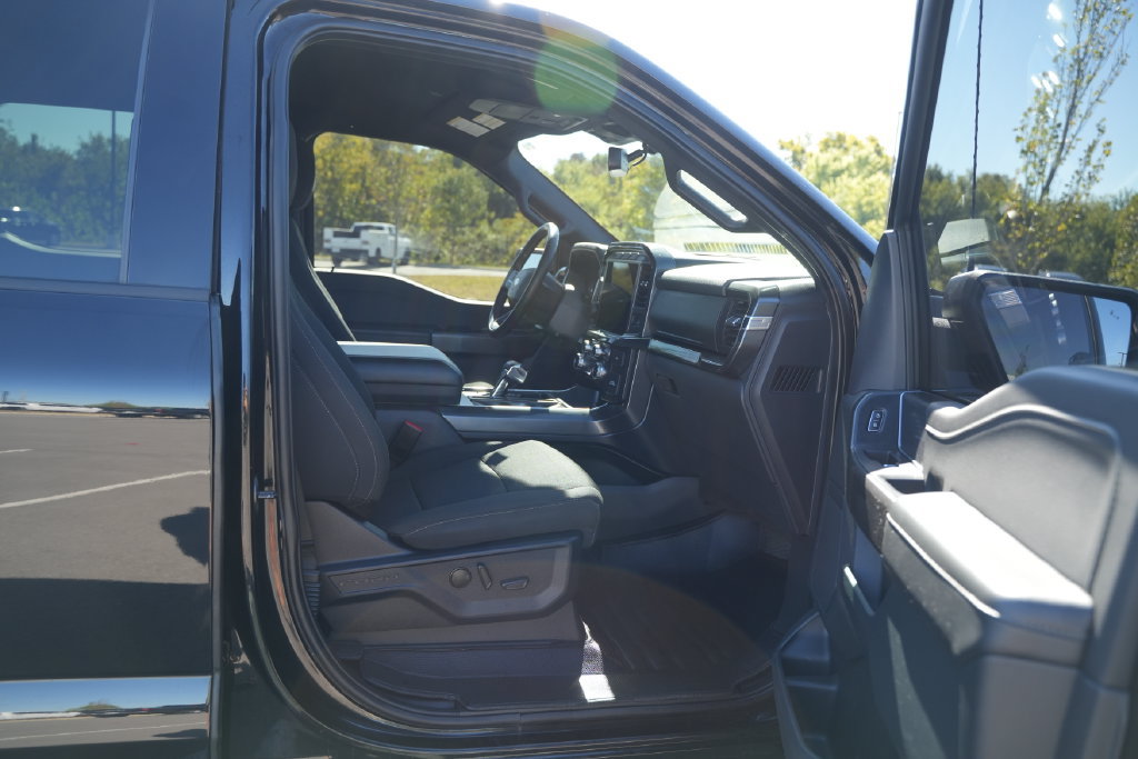 Used 2023 Ford F150 XLT w/ Equipment Group 302A High AWD/4WD image 18