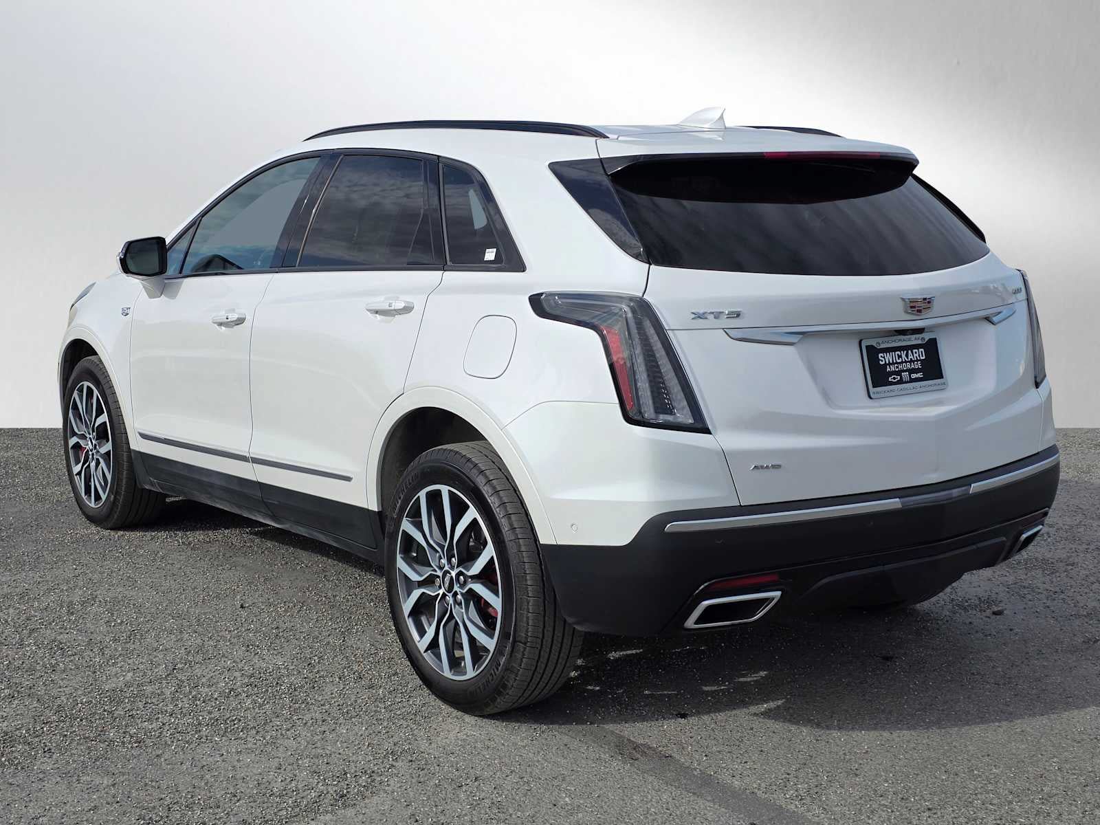 Used 2024 Cadillac XT5 Sportv w/ Platinum Package AWD/4WD image 5