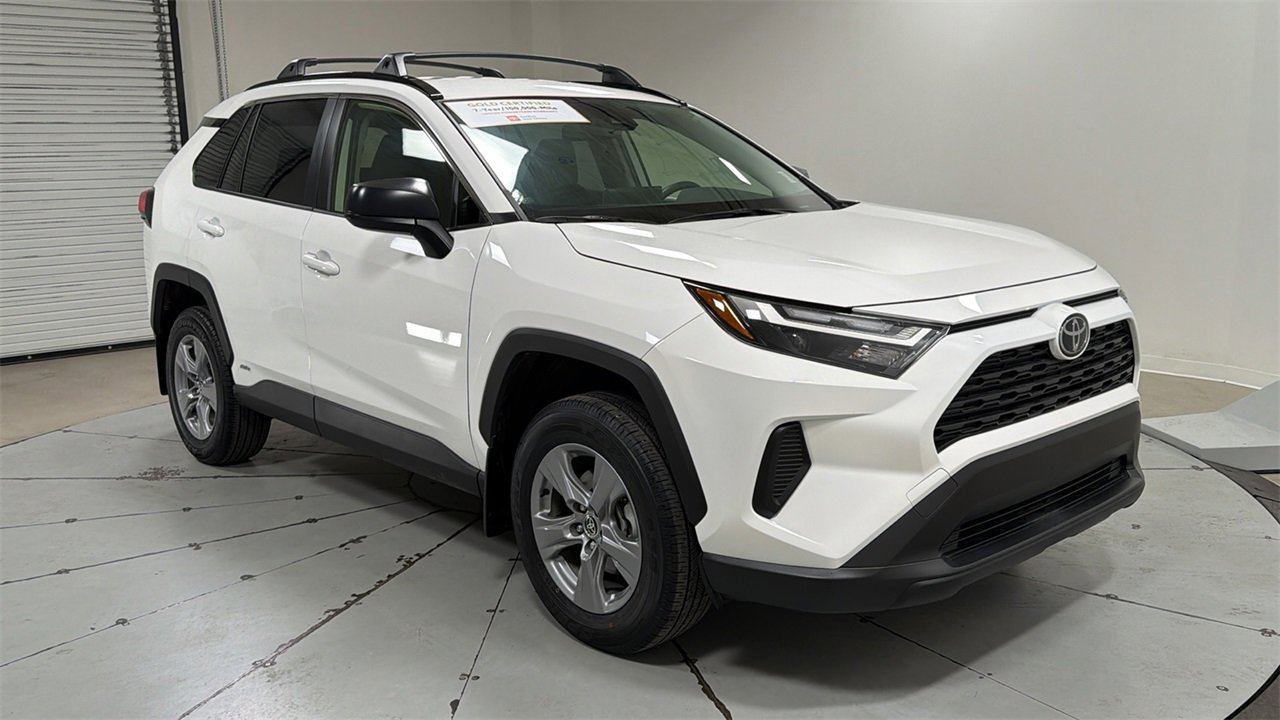 Certified 2025 Toyota RAV4 LE image 3