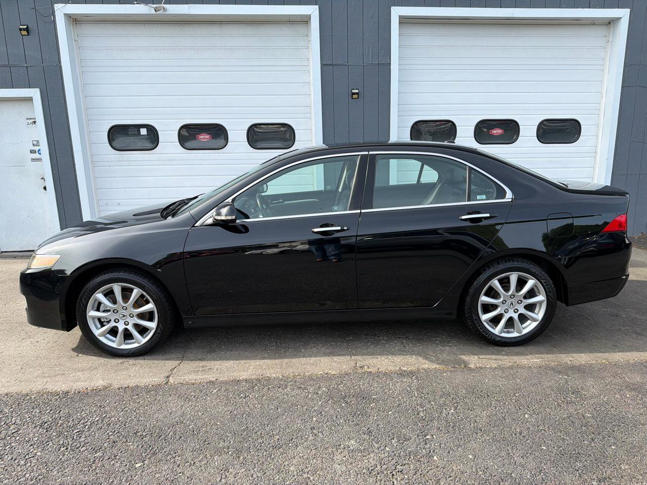 Used 2008 Acura TSX w/ Navigation FWD image 7