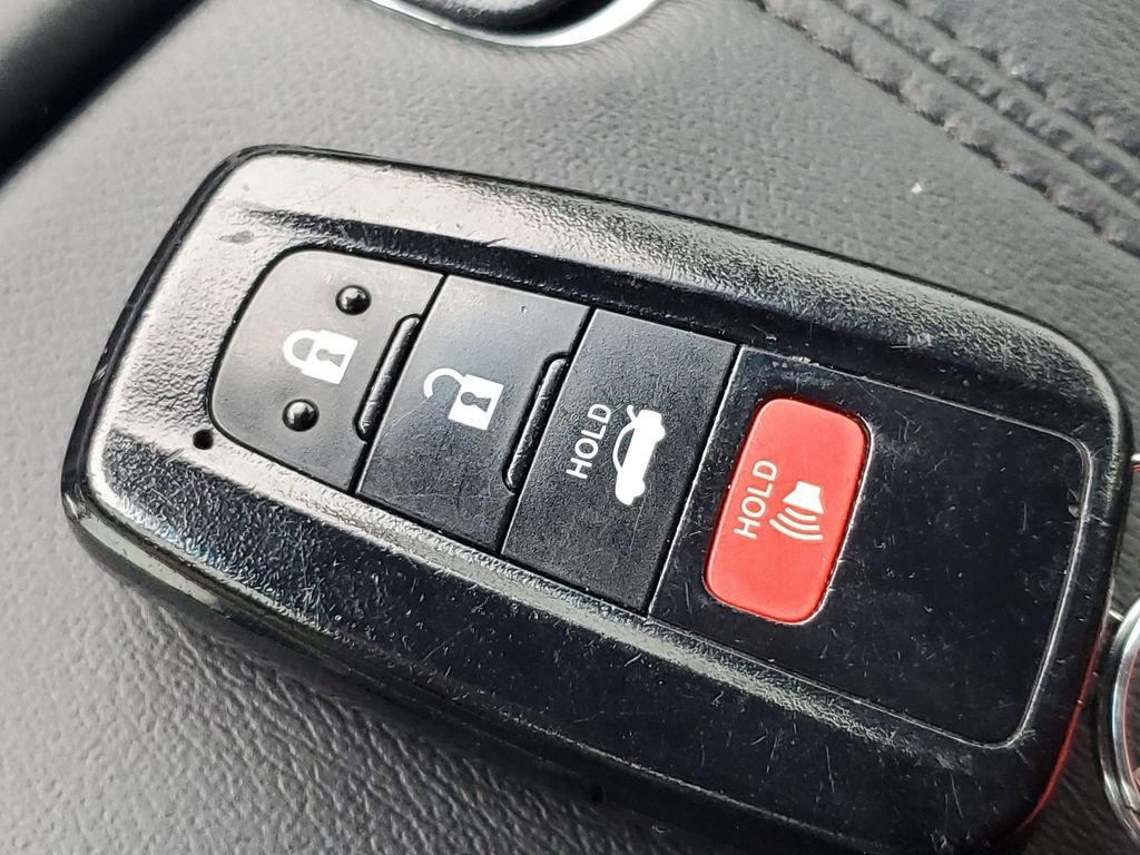 Used 2020 Toyota Avalon TRD image 40