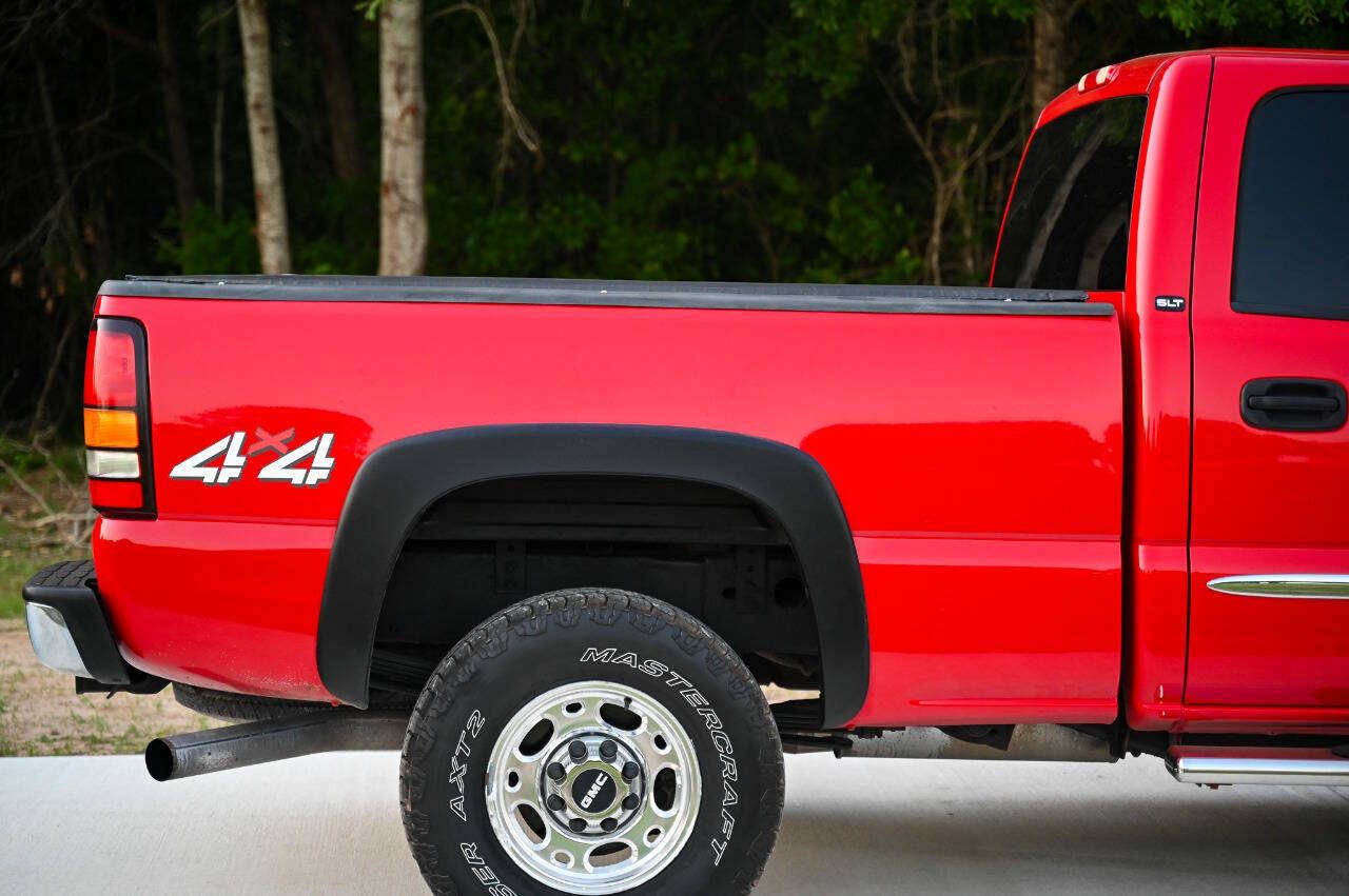 Used 2006 GMC Sierra 2500 SLT w/ Heavy-Duty Power Package AWD/4WD image 44