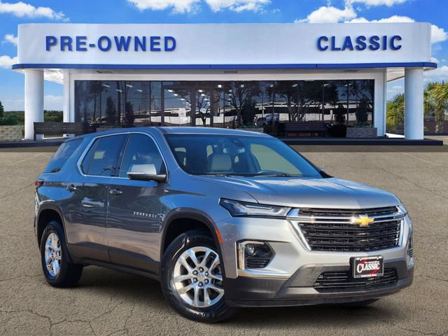 Used 2023 Chevrolet Traverse LS w/ Safety Package FWD video 1